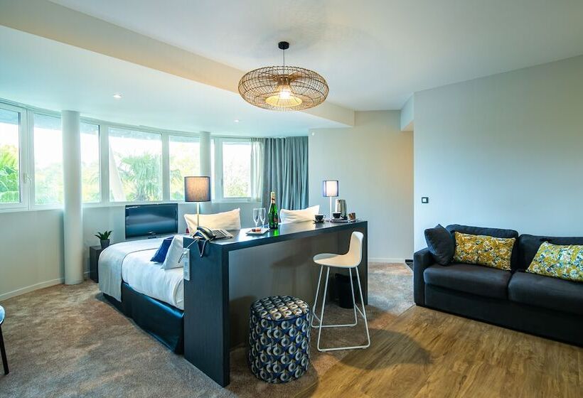 Номер Клуб, The Originals Boutique Hotel Saint James, Montaigu Vendée, Nantes Sud