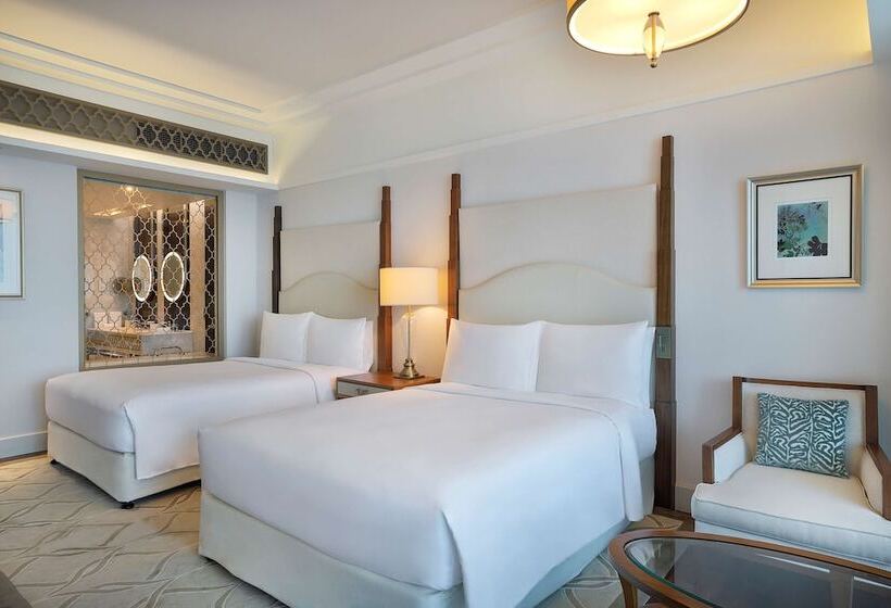 Номер Deluxe Кровать Куин, Waldorf Astoria Dubai Palm Jumeirah