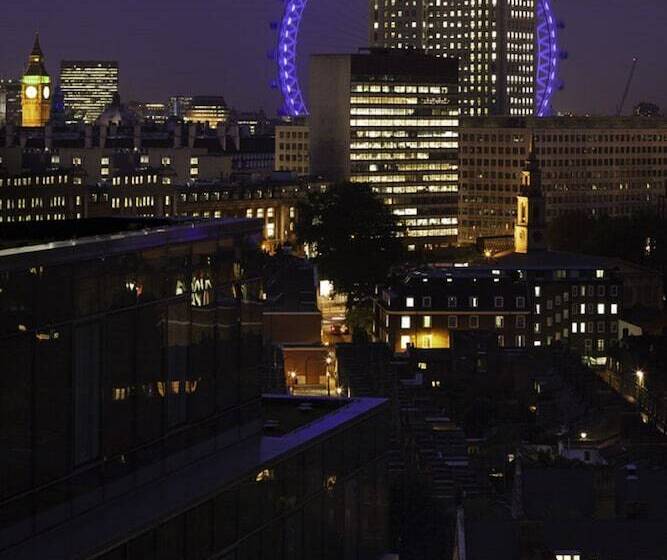 Номер Superior, Novotel London Blackfriars
