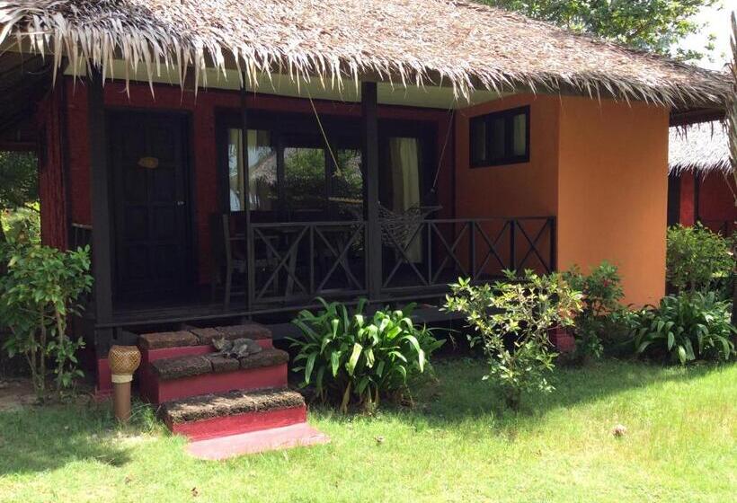 کلبه ییلاقی سوپریور یک خوابه, Relax Bay Resort