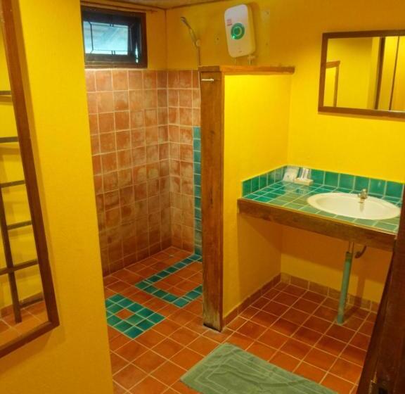 کلبه ییلاقی سوپریور یک خوابه, Relax Bay Resort