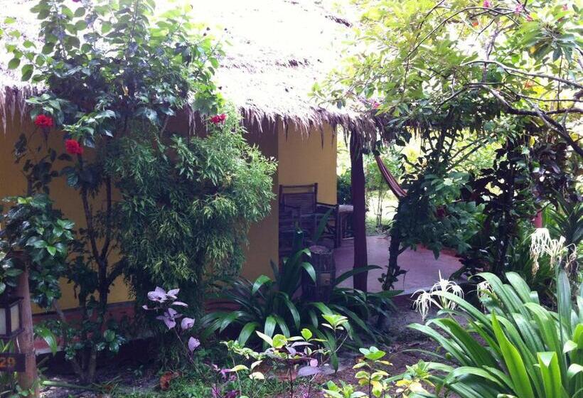 بانگلوی استاندارد, Relax Bay Resort