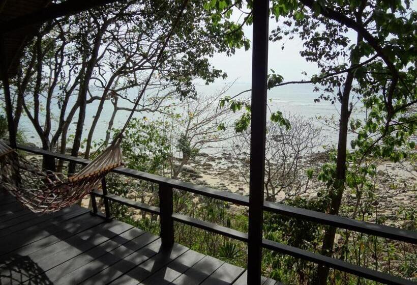بانگلوی لوکس, Relax Bay Resort