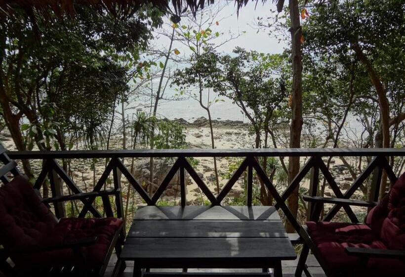 بانگلوی لوکس, Relax Bay Resort