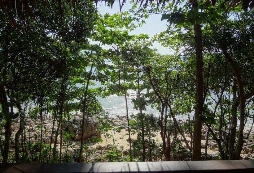 بانگلوی لوکس, Relax Bay Resort