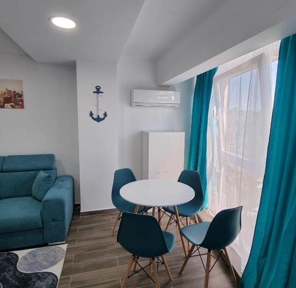 آپارتمان 1 خوابه با چشم‌انداز دریا, Denis Apartament 2 Camere