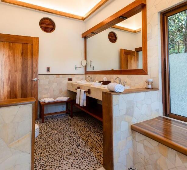 سوییت جونیور, Bolontiku Boutique Hotel & Spa