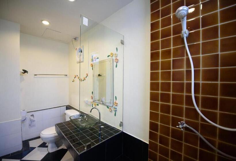 Четырехместный Номер Стандарт, Chana Place Lanna
