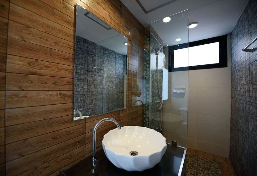 Номер Стандарт, Chana Place Lanna