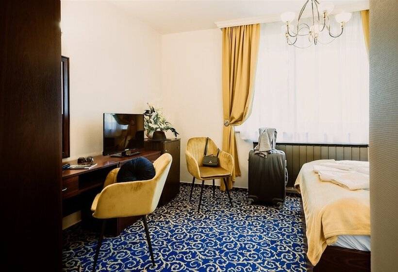 اتاق استاندارد, Korona Pension And Restaurant