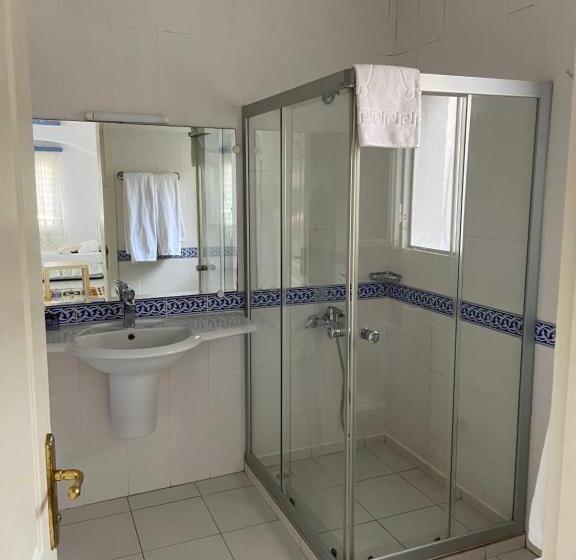Люкс Вид на Сад, Omar Hotel & Suites