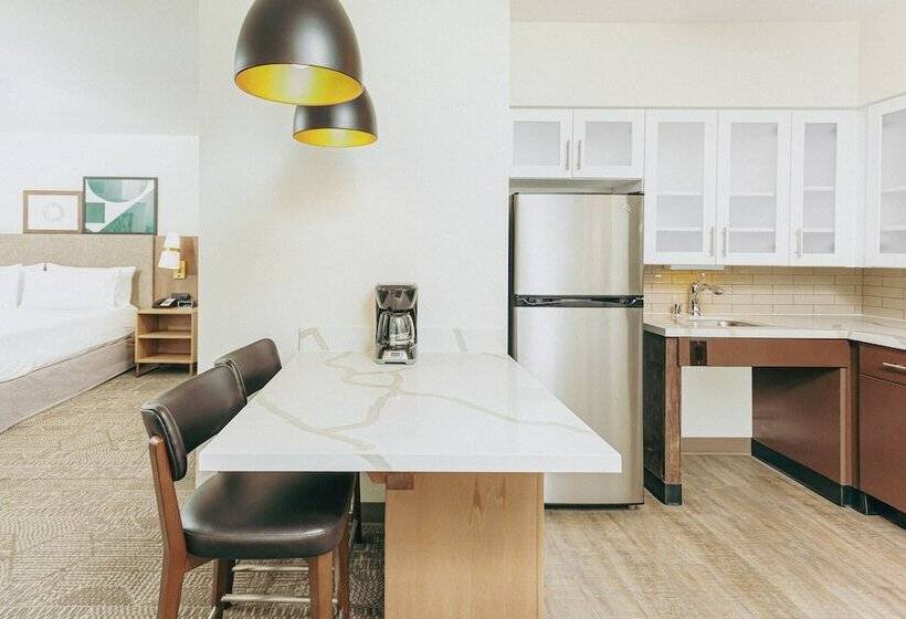 Люкс Адаптированный для Инвалидов, Staybridge Suites   San Bernardino   Loma Linda