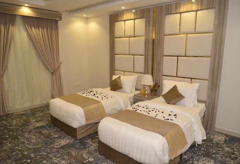 Apartamento 2 Dormitórios, Lavana Sari