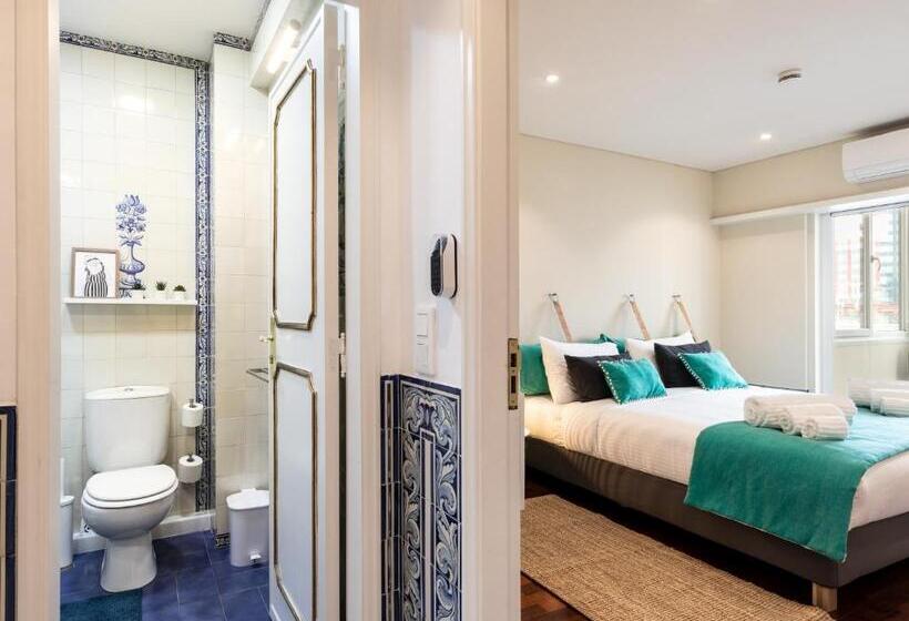Quarto Estandar, Lx Art Flats | Flat Two