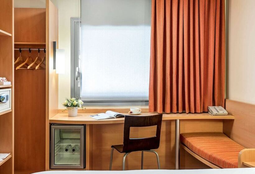 Quarto Estandar, Ibis Izmir Alsancak