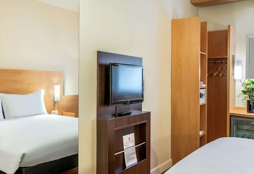 Quarto Estandar, Ibis Izmir Alsancak