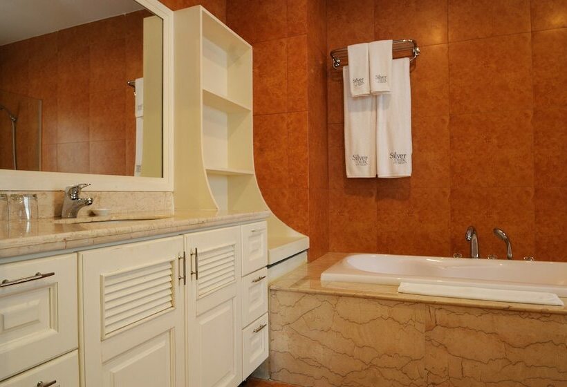 اتاق لوکس, Toki Saigon Resort & Spa