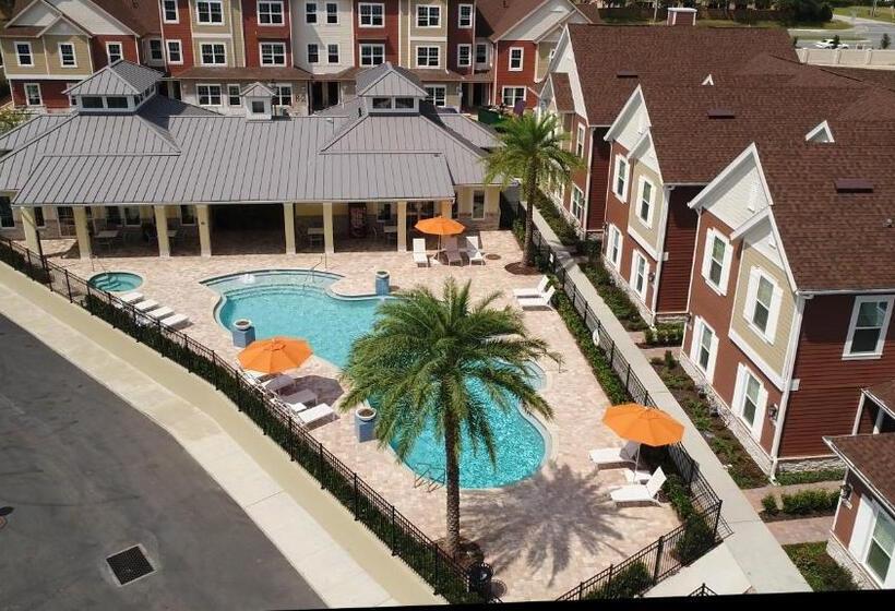 ویلای لوکس 1 خوابه, Summerville Vacation Resort