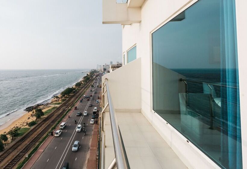 اتاق لوکس با چشم‌انداز دریا, Mirage  Colombo
