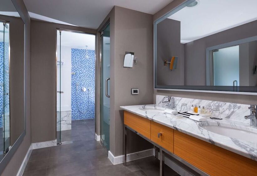 オーシャンビューのプレミアムルーム。, Radisson Collection Paradise Resort And Spa, Sochi