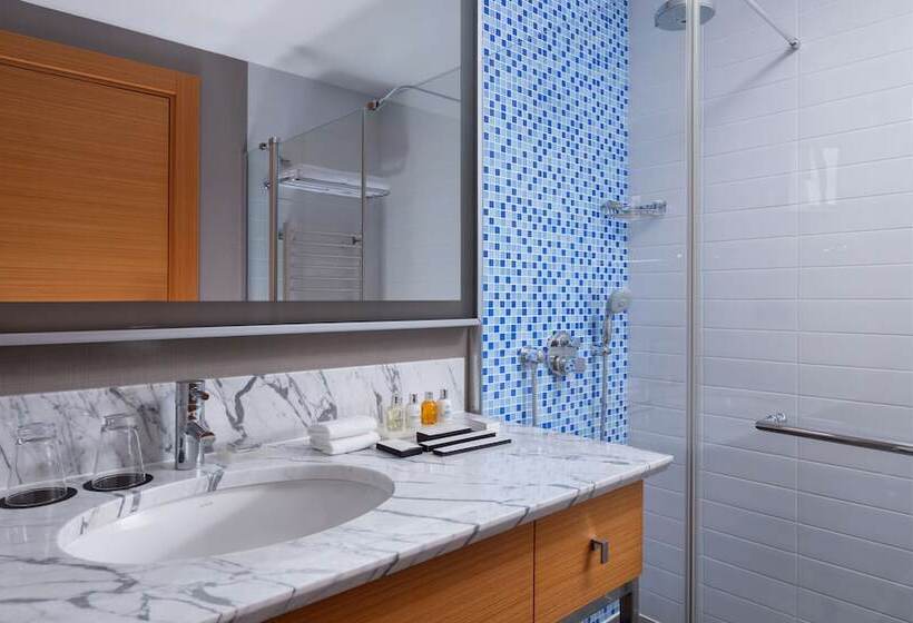 オーシャンビューのプレミアムルーム。, Radisson Collection Paradise Resort And Spa, Sochi