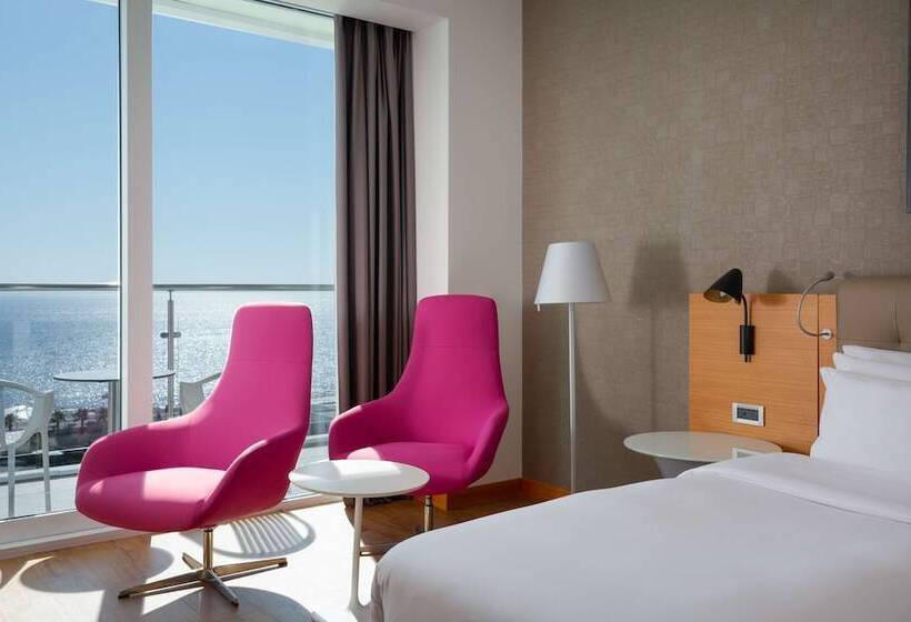 Номер Superior Вид на Море, Radisson Collection Paradise Resort And Spa, Sochi