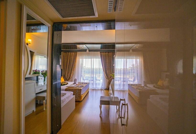 Standard Room, Senza The Inn Resort & Spa