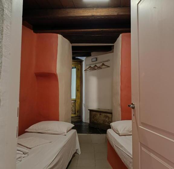 Family Suite, Petropoulakis Tower