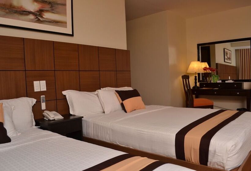 Номер Superior, The Pinnacle Hotel And Suites