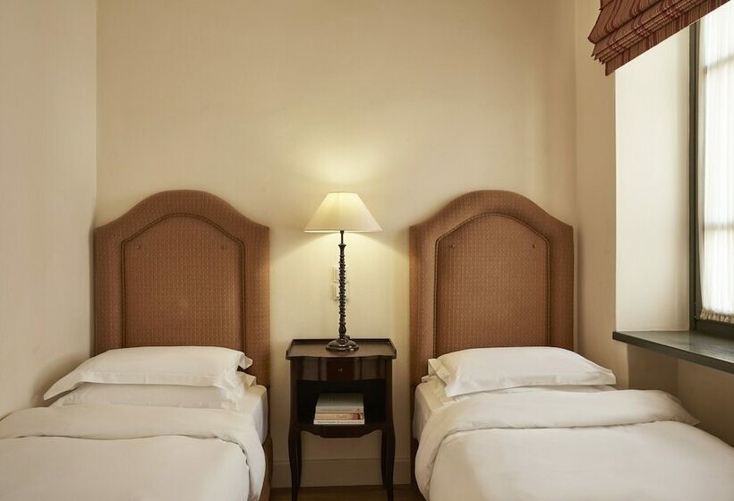 اتاق لوکس, The Captain S House Boutique