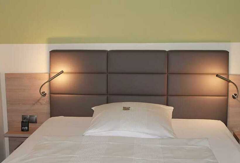 Номер Стандарт, La Maison Hotel   Boardinghouse