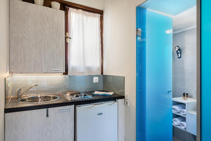 Студио Стандарт Боковой Вид на Море, Magia Apartments
