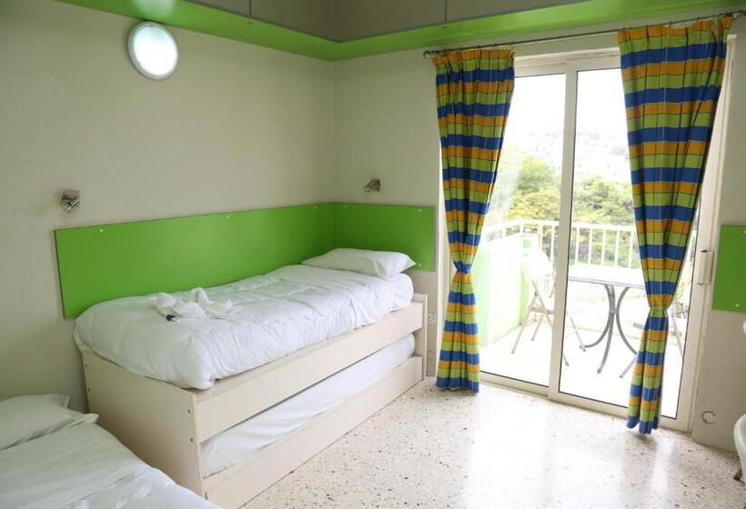 اتاق سوپریور یک تخته, Nsts Campus Residence And Hostel