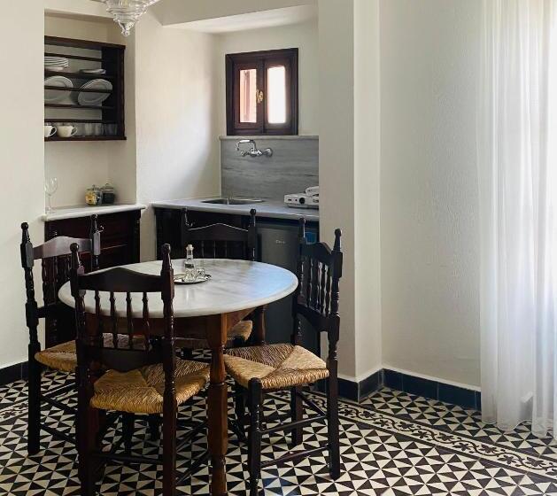 مجموعه ویستا شهر, Palazzo Arhontiko Apartments
