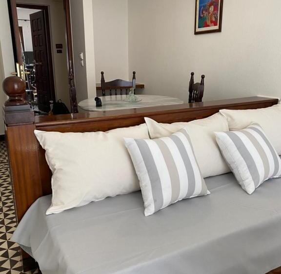 آپارتمان 1 خوابه با چشم‌انداز دریا, Palazzo Arhontiko Apartments