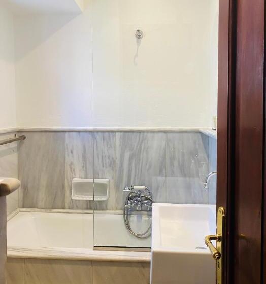 استودیوی استاندارد, Palazzo Arhontiko Apartments