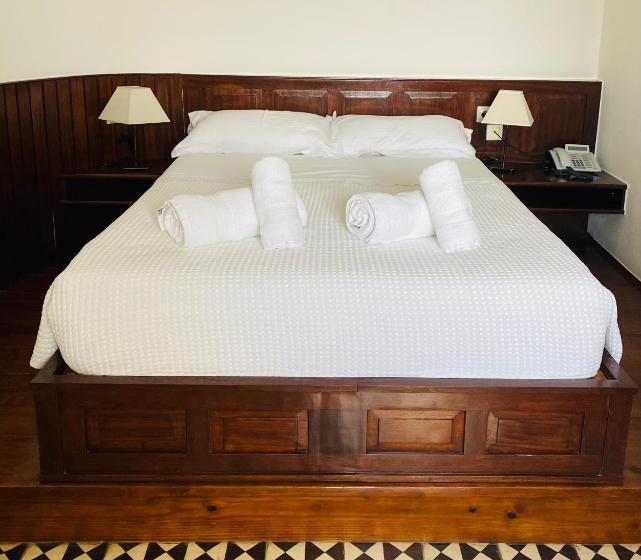استودیوی استاندارد, Palazzo Arhontiko Apartments