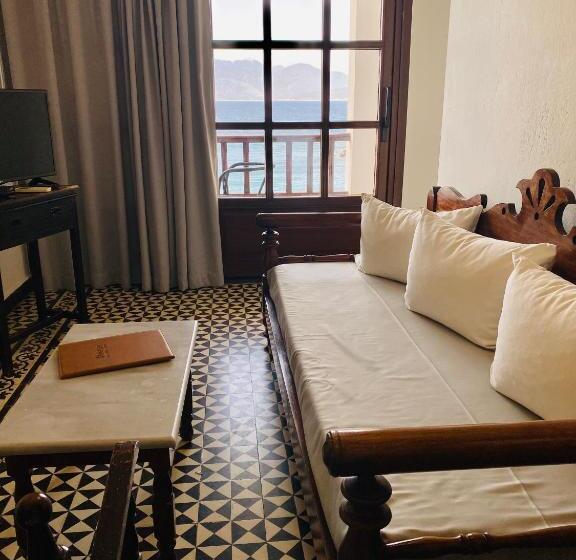 آپارتمان 1 خوابه با چشم‌انداز دریا, Palazzo Arhontiko Apartments