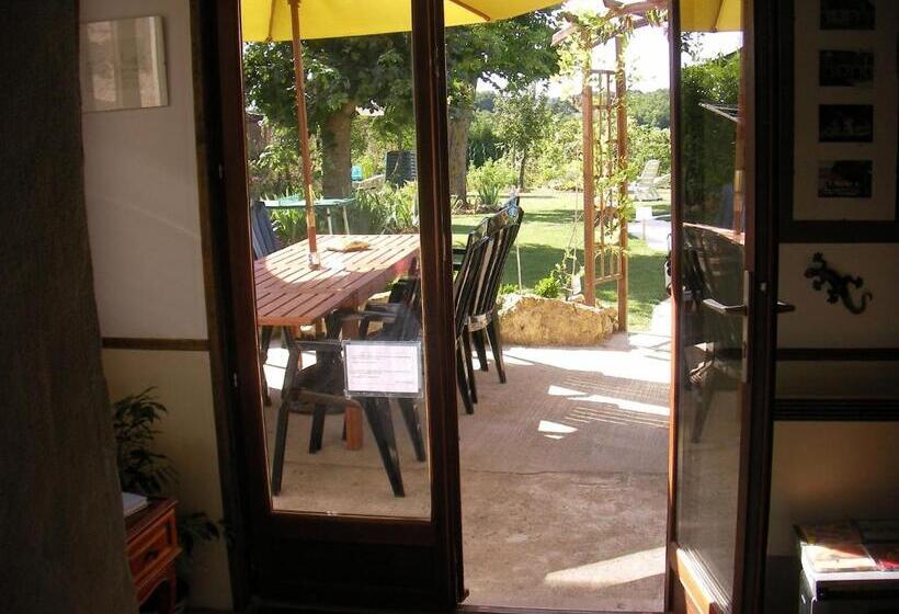 اتاق سوپریور خانوادگی, Chambres D Hôtes La Vallée Des Vignes