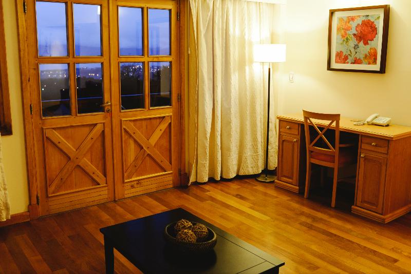 주니어 스위트, Altos Ushuaia Hotel & Resto
