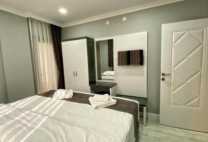 اتاق لوکس با چشم‌انداز دریا, Heaven Suite