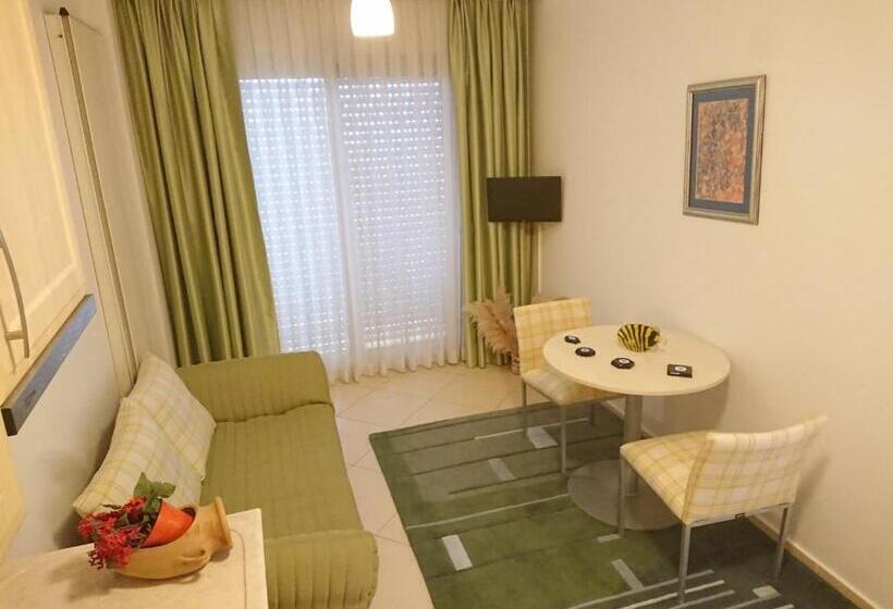 سوییت لوکس, Kamer Exclusive Hotel & Suites