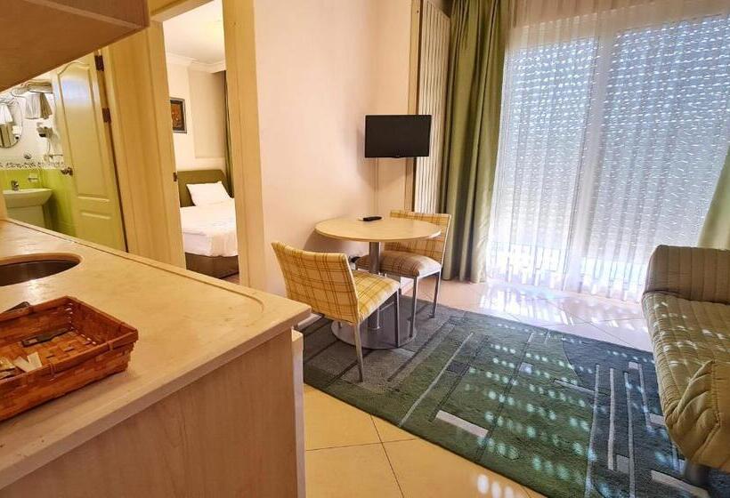 سوئیت 2 خوابه, Kamer Exclusive Hotel & Suites