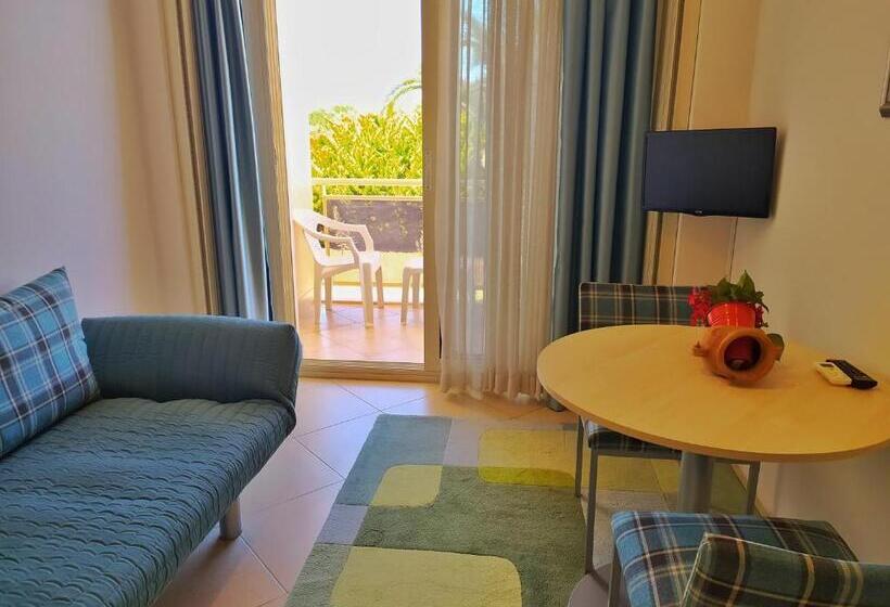 سوئیت 2 خوابه, Kamer Exclusive Hotel & Suites