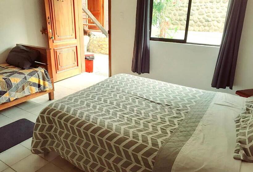 Номер Стандарт, Hostal El Colibri