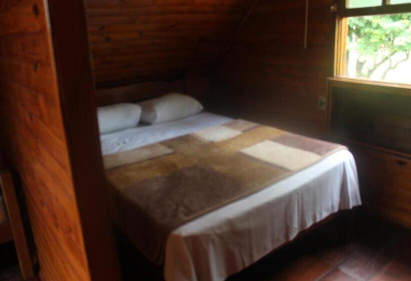 Бунгало Стандарт, Pousada E Camping Carrion