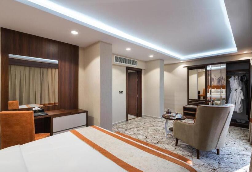 Президентский Люкс, Tulip Plaza