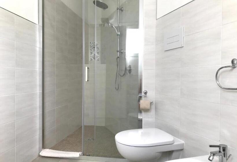 Номер Стандарт Вид на Сад, Angolo Mare Apartments & Rooms