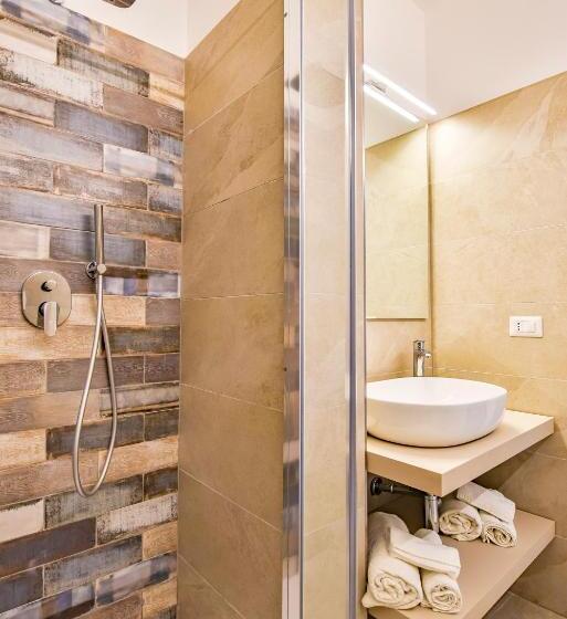 إستوديو قياسى مطل على البحر, Rex Residence