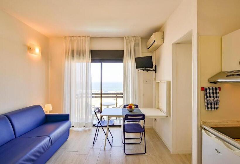 إستوديو قياسى مطل على البحر, Rex Residence